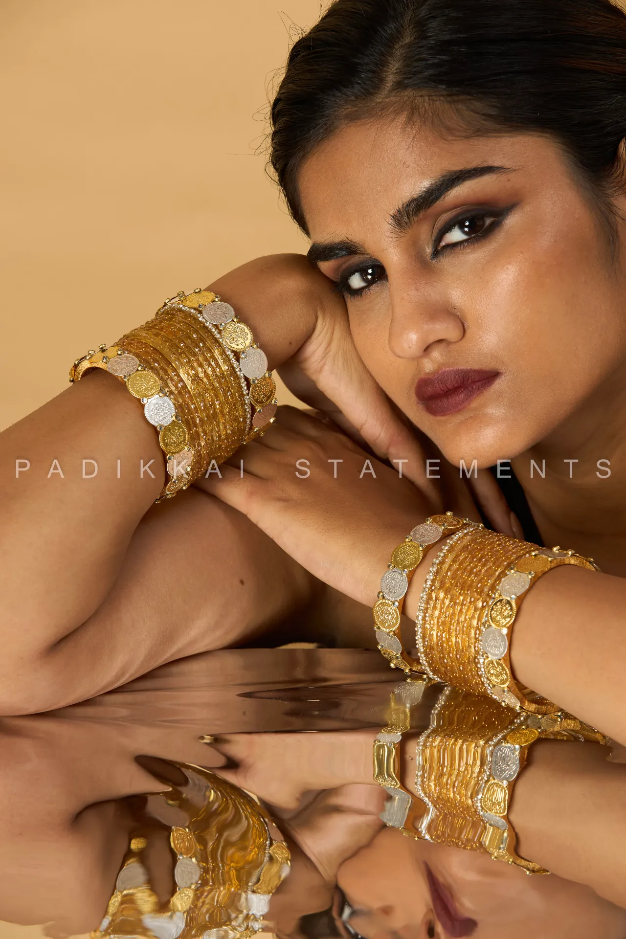 Taarini Dual Tone Kundan Bangle Set – Gold & Silver | Padikkai