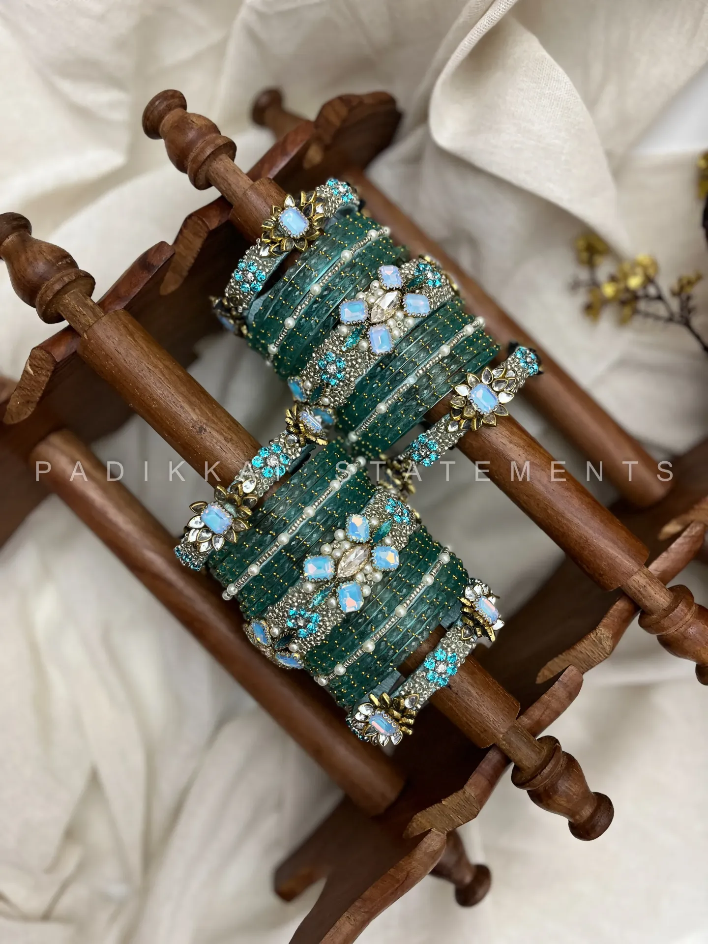 Nila Rani Pearl Chain Bridal Kundan Bangles – Icy Blue & Pearl White | Padikkai